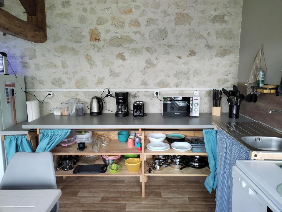 Chambre 2 A 4 Pers Gite Du Gardoir Boresse-et-Martron Exteriér fotografie
